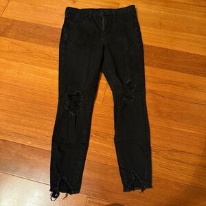 American Eagle Black Distressed Women's Jeans